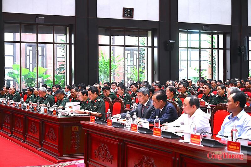 Các đại biểu tham dự tại hội nghị. Ảnh: Nguyên Khánh