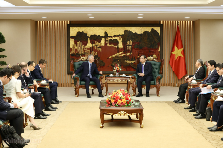 Phó Thủ tướng Thường trực Phạm Gia Túc đề nghị TBI tăng cường kết nối các doanh nghiệp, quỹ đầu tư và tập đoàn lớn từ châu Âu, Trung Đông và các đối tác quốc tế đầu tư vào Việt Nam - Ảnh: VGP/Phương Nguyên