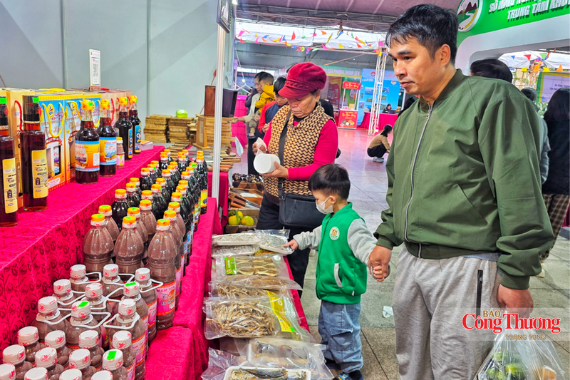 Các sản phẩm tham gia hội chợ thuộc nhiều nhóm ngành hàng. Ảnh minh họa