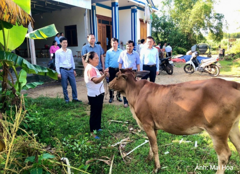 Sự hỗ trợ về giống cây trồng, vật nuôi; tập huấn, chuyển giao khoa học - kỹ thuật; hỗ trợ tiêu thụ sản phẩm đã giúp người dân mạnh dạn thay đổi tập quán canh tác, chăn nuôi, nâng cao hiệu quả sản xuất nông nghiệp