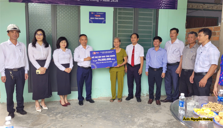 PC Đắk Lắk trao Nhà tình nghĩa 2026 cho hộ bà Nguyễn Thị Thu Sương tại khu phố 2, phường Đông Hòa.