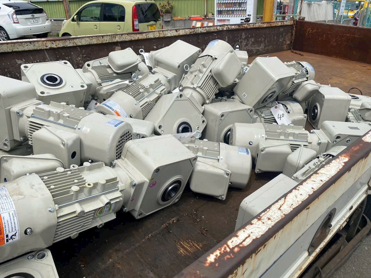 Ao tôm, lò sấy lúa và kinh nghiệm chọn motor giảm tốc ở miền Tây
