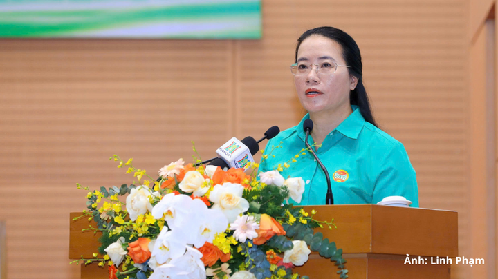 Chủ tịch Hội Nông dân thành phố Hà Nội nêu 5 nhóm vấn đề trọng tâm cần thành phố quan tâm giải quyết nhằm hỗ trợ nông dân phát triển sản xuất, ổn định sinh kế và nâng cao thu nhập.