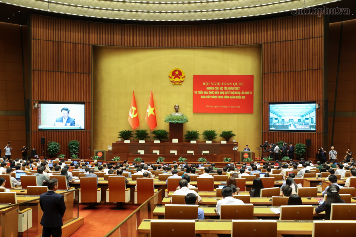 Hội nghị toàn quốc nghiên cứu, học tập, quán triệt và triển khai thực hiện Nghị quyết Hội nghị lần thứ tư Ban Chấp hành Trung ương Đảng khóa XIV - Ảnh: chinhphu.vn/Nhật Bắc