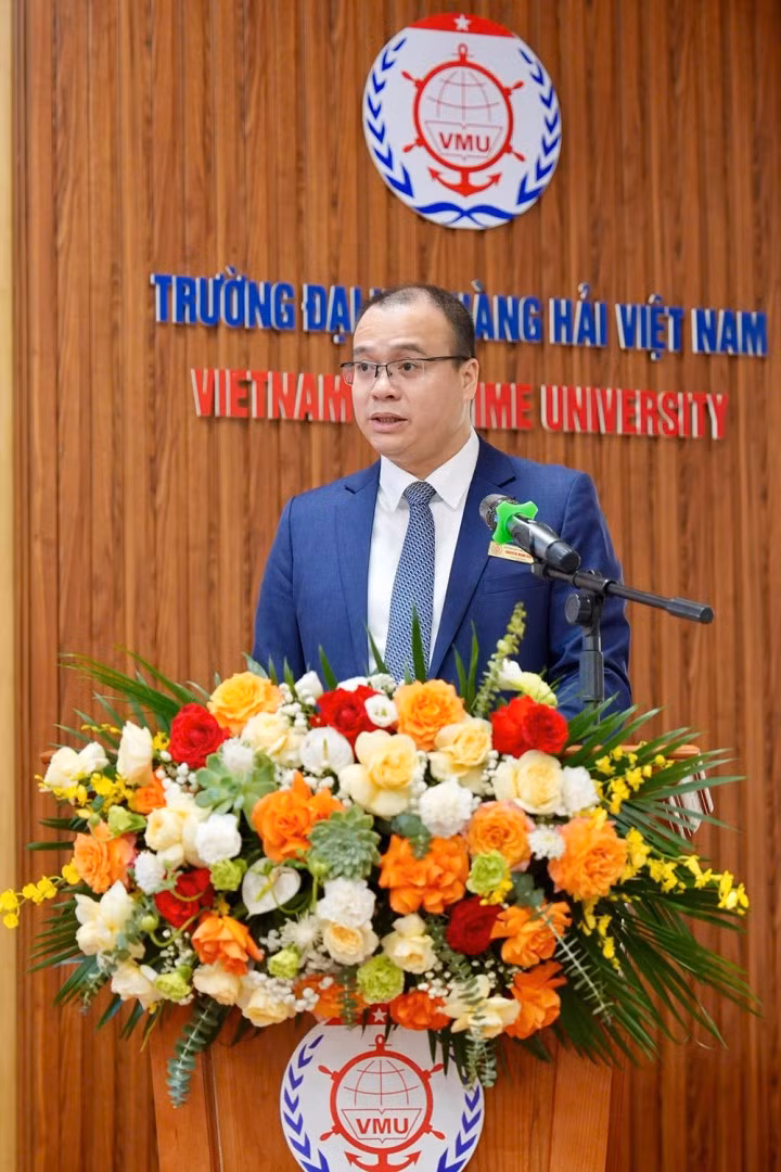 PGS.TS. Nguyễn Minh Đức - Phó Hiệu trưởng VMU phát biểu khai mạc Hội nghị IWT 2026. 1anh-3-4.jpg