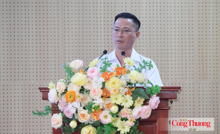 Ông Nguyễn Văn Nguyên - Chuyên trách Công đoàn Honda Việt Nam phát biểu tại sự kiện.